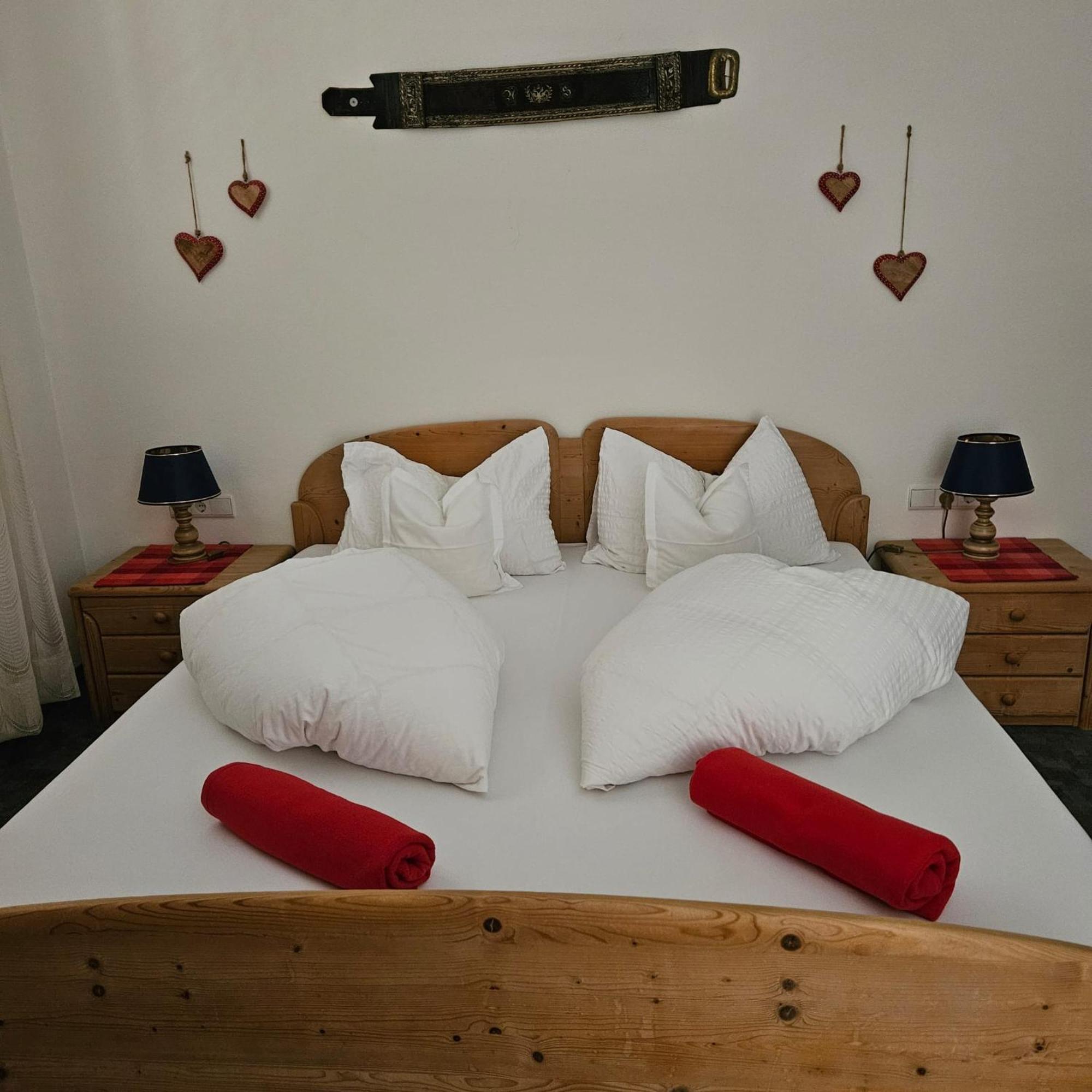 Bed and Breakfast Garni Unterwegguetl Naturns Esterno foto